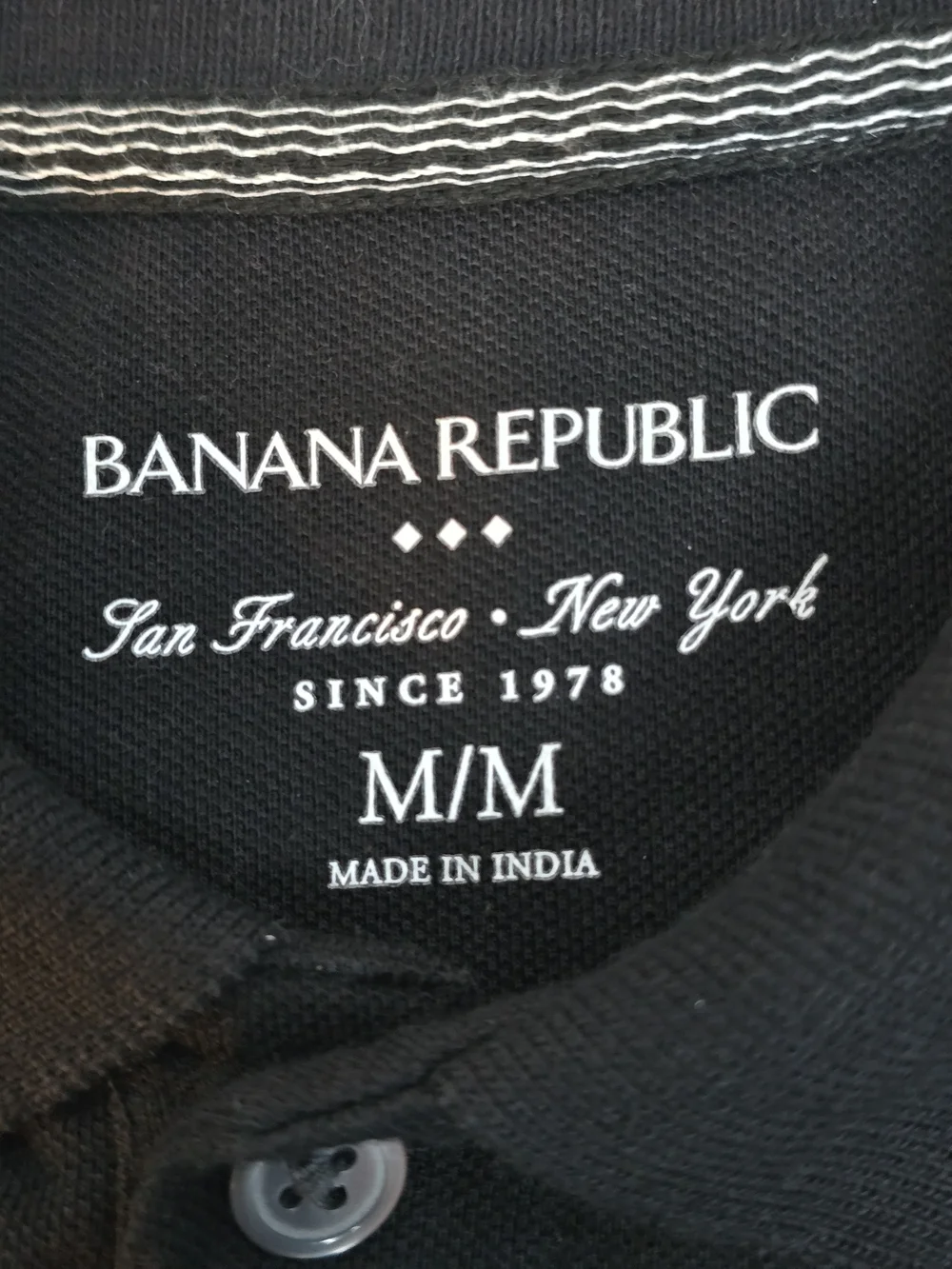Banana Republic Black Short-Sleeve Polo with Embroidered Elephant Logo Sz M